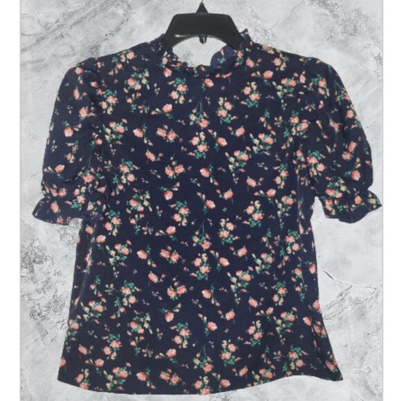 SHEIN Tops - SHEIN Ruffle Collar & Sleeve Top Sz M